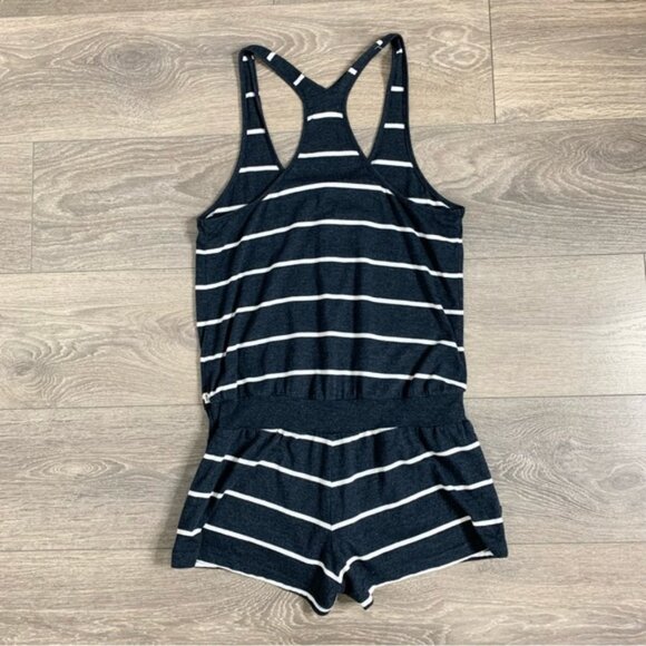 Aritzia TNA Striped Romper Playsuit Navy Blue Sleeveless Racerback Size XS - Picture 12 of 12